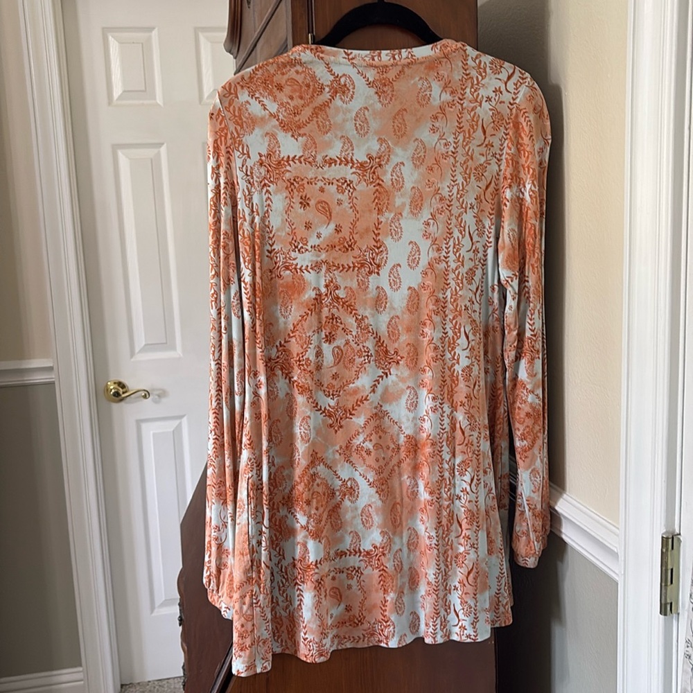 3 LOGO BOHO Bandana Print High Low Hem Bohemian Tops With Cuff Sleeves - Picture 15 of 16